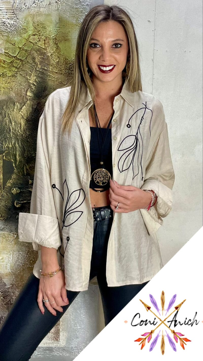Blusa ITALY Símil Lino Flor Bordada